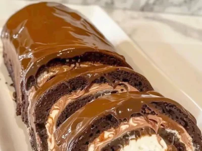 Chocolate Cake Roll: A Light and Decadent Dessert