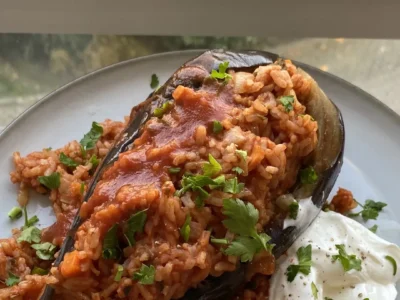 Foolproof Vegetarian Stuffed Eggplants: A Flavorful and Satisfying Dish