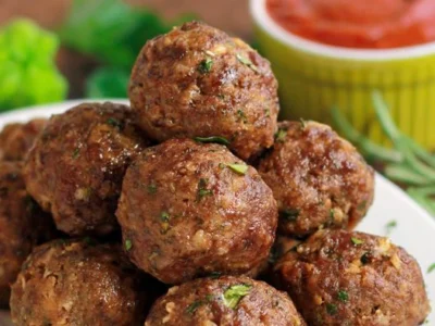 Oven-Baked Meatballs: A Simple and Delicious Recipe