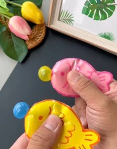 Funny Handcraft Idea for Kids – Blowing Bubbles Goldfish Paper crafts